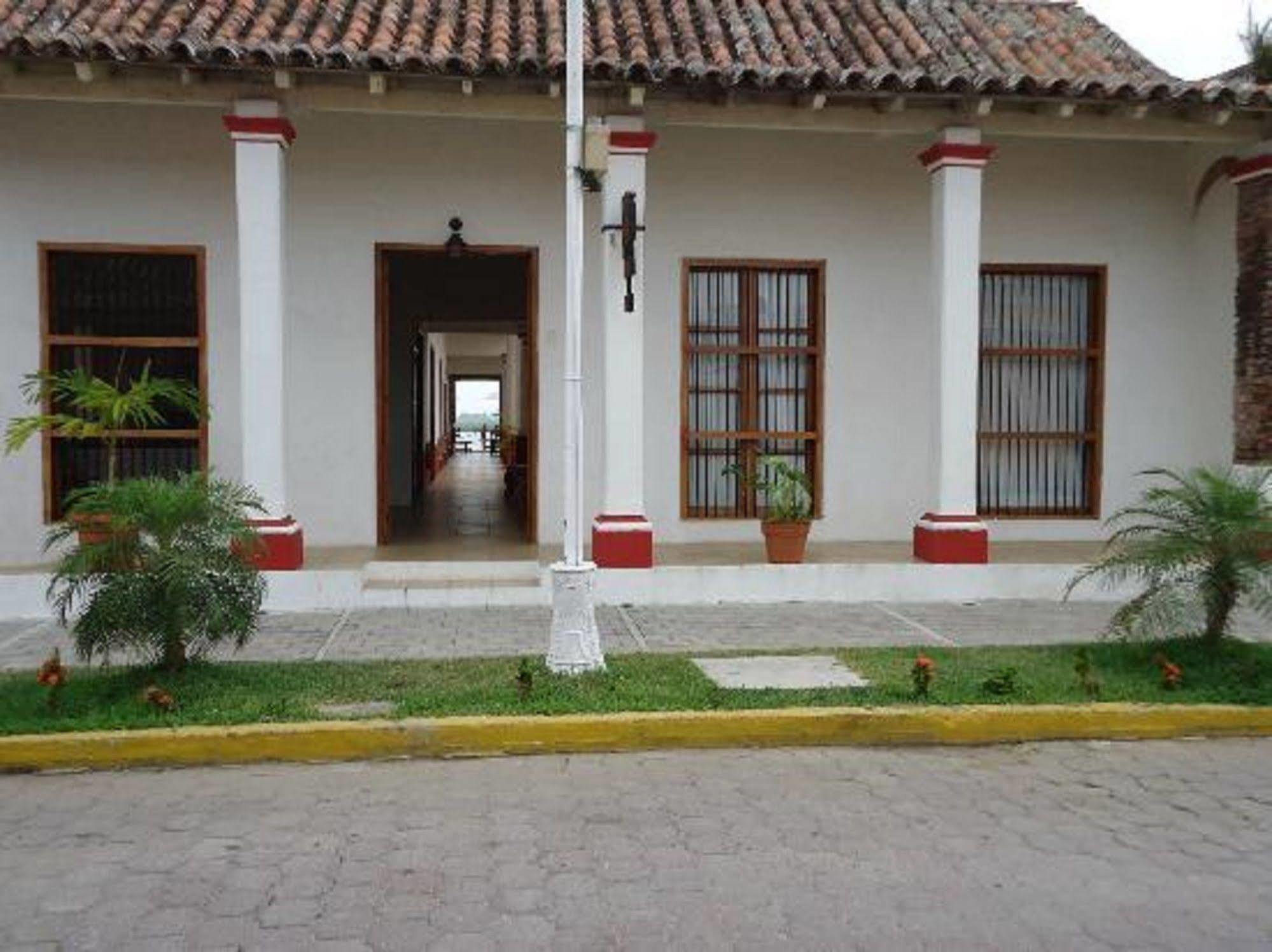 Hotel Casa Del Rio Tlacotalpan Zewnętrze zdjęcie