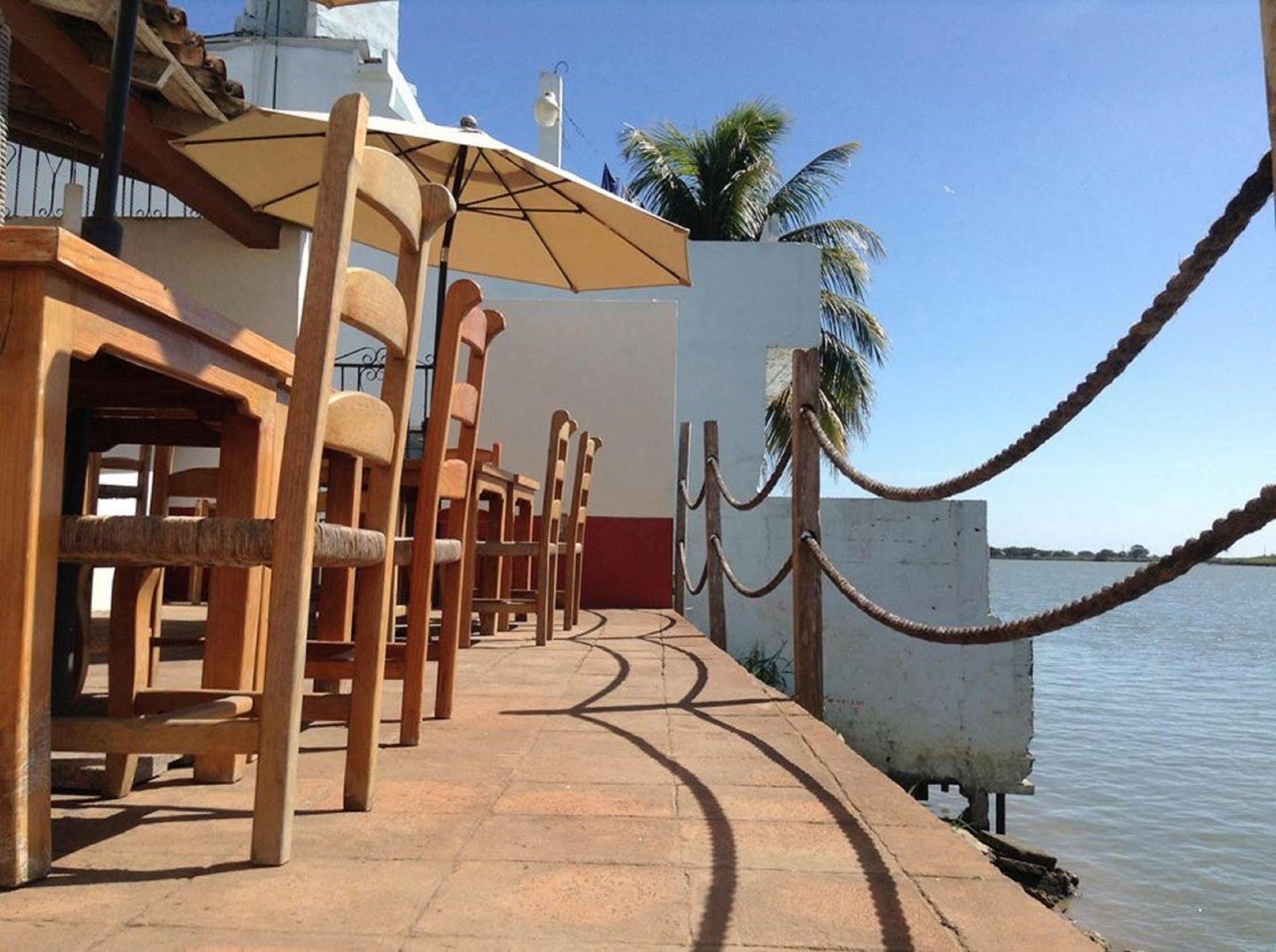 Hotel Casa Del Rio Tlacotalpan Zewnętrze zdjęcie